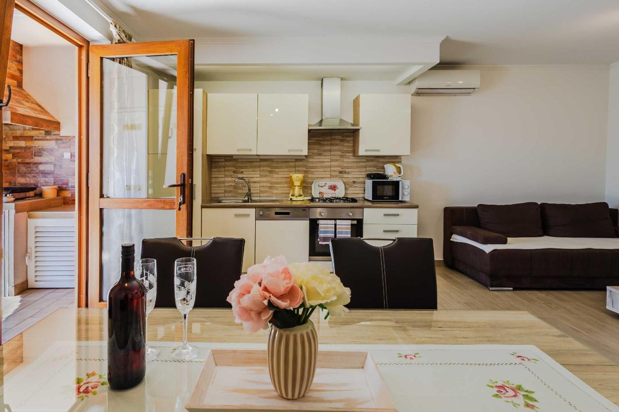 Apartments Rose Чижичи Экстерьер фото