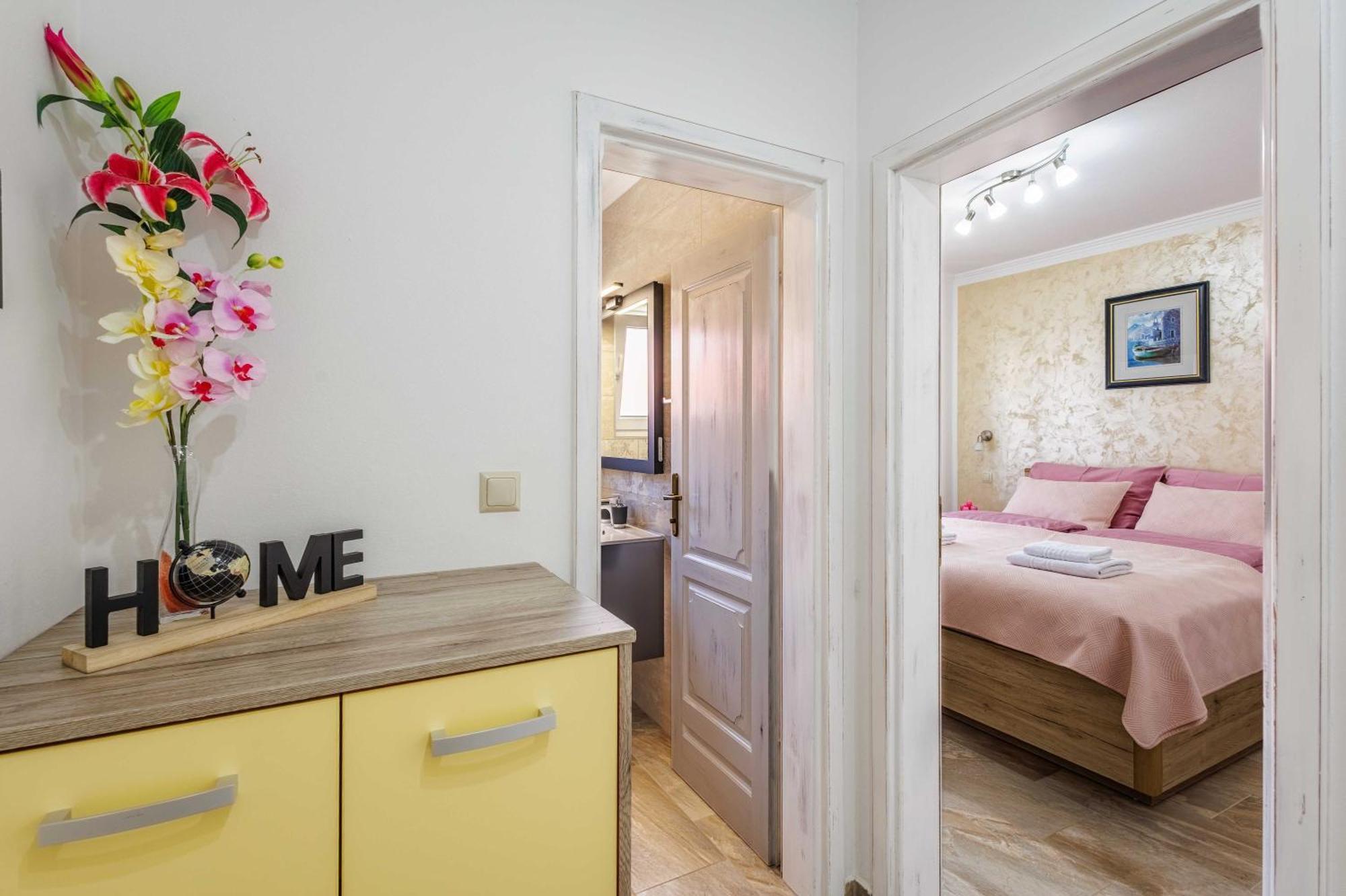 Apartments Rose Чижичи Экстерьер фото