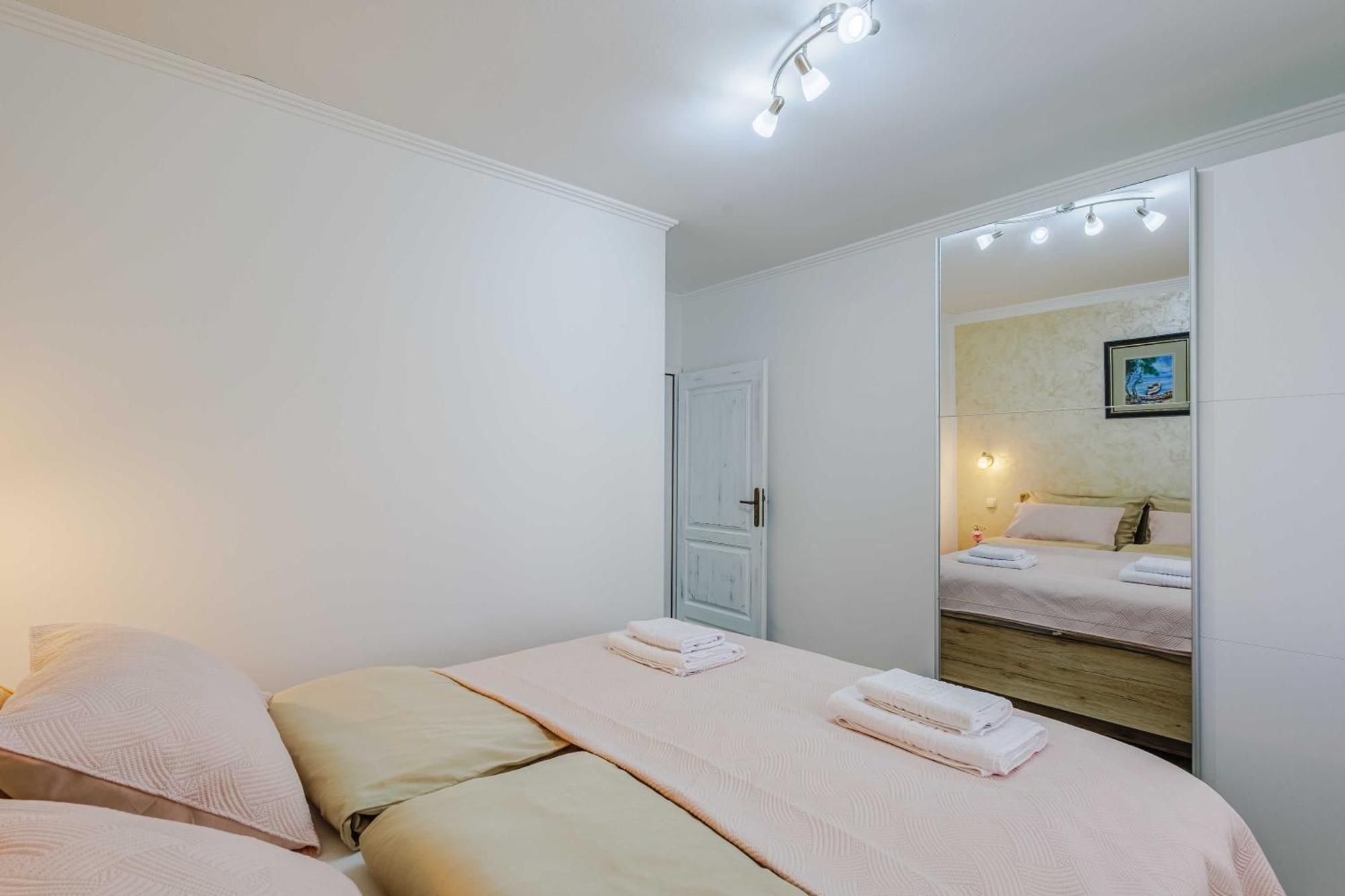 Apartments Rose Чижичи Экстерьер фото