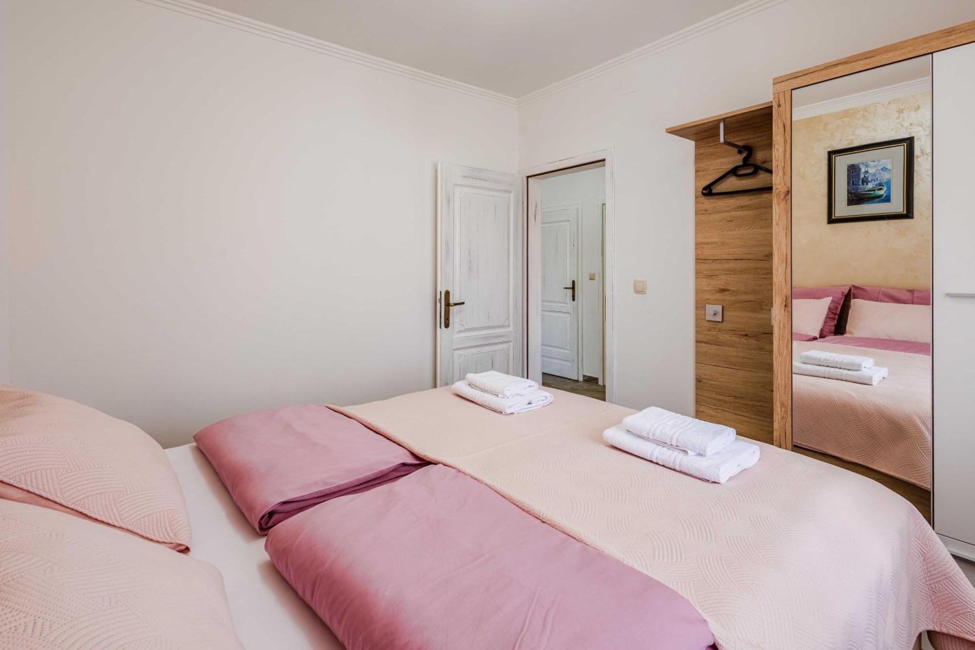 Apartments Rose Чижичи Экстерьер фото